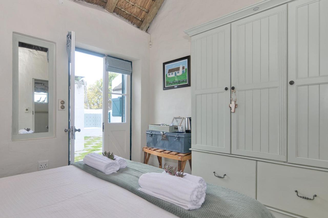 Zuidste Huisie Fisherman'S Cottage Struisbaai Ngoại thất bức ảnh