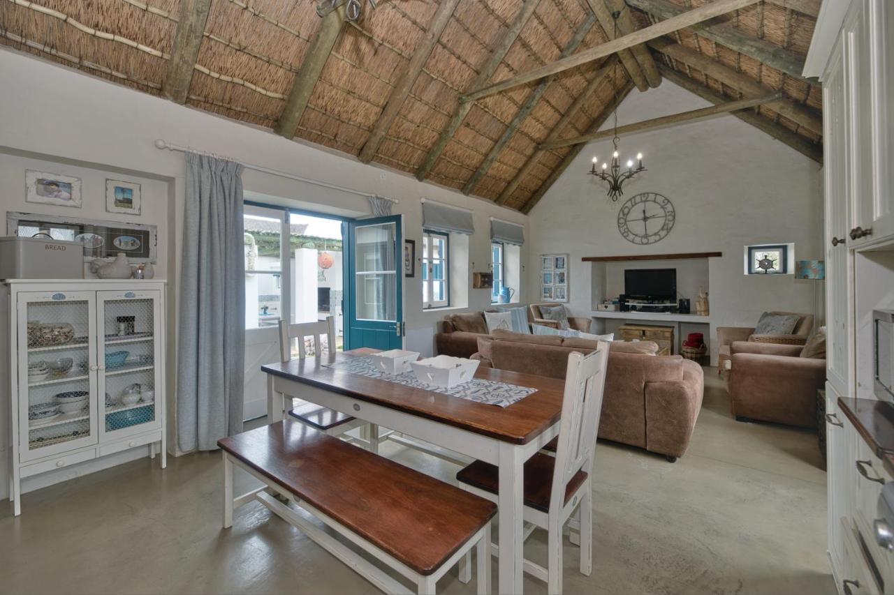 Zuidste Huisie Fisherman'S Cottage Struisbaai Ngoại thất bức ảnh